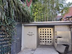 -穹六人间 people 6(岳阳路店)