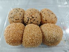 -白玉兰食品甜凤店(合生汇店)