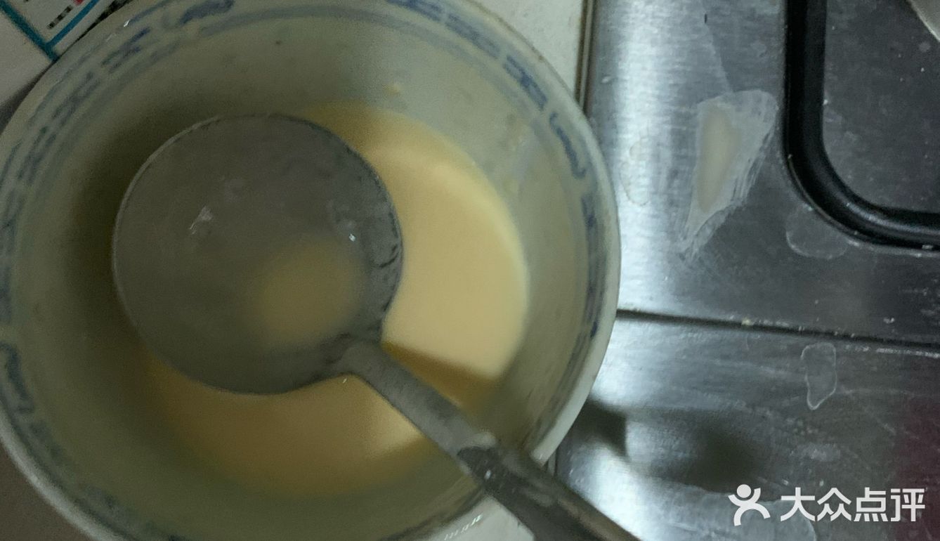 快手早餐，有啥用啥之酸奶鸡蛋饼