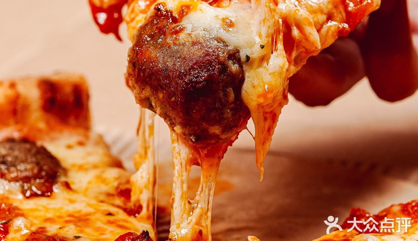 一人吃两个乐凯撒 pizza？单身汪哭泣❌狂喜⭕️