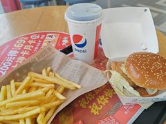 -肯德基(万科广东路店)