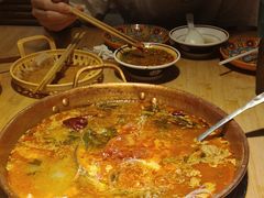 -洱火云南酸菜牛肉火锅(石景山当代商城店)