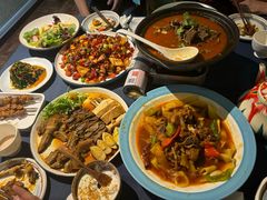 -伊带伊路新疆美食府(呼家楼店)