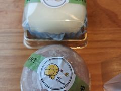 -蜜蜂小象·榴莲千层蛋糕(时代汇11栋店)