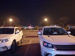 -八仙台服务区-停车场