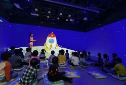 -小鸡哆哆故事屋·儿童乐园(嘉里城店)