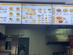 -顺溜·手工刀削面·黑金店(铜锣湾店)