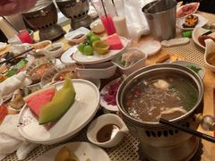 -雍和会海鲜姿造自助(湖东路店)