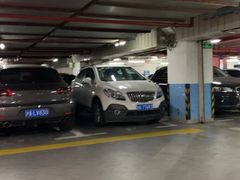 -中山公园-龙之梦停车场