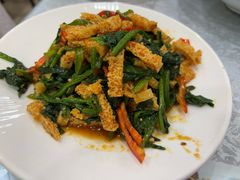 -汗腾格里·风味餐厅(新疆驻京办店)