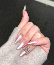 -艾薇美甲美睫