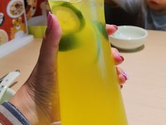 金桔爱上柠檬-吕氏疙瘩汤·海鲜新鲁菜(凯德mall新都心店)