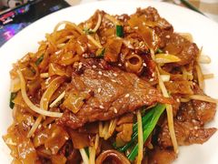 -新大咀港式茶餐厅(宝山万达店)