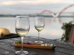 -喜洲吧·江畔老船厂·庭院餐厅(喜临院店)