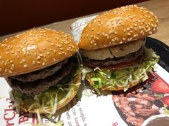 -The Habit Burger Grill 哈比特汉堡(复兴soho店)