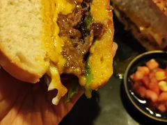 -HIGH FIVE哈福手工汉堡(桂林路店)