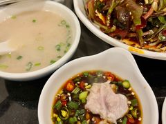 -老来福·非遗酸汤兔(凯旋路店)