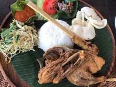 -Warung Babi Guling Ibu Oka 3