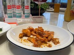 蜜味元宝虾-泓历皇朝酒店(东亭店)