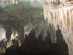 -巴马水晶宫