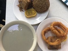 焦圈-老磁器口豆汁店(天坛店)