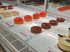 -潮一不贰·法式甜品·生日蛋糕·西式简餐(外滩店)