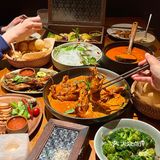 𓌉🥘𓇋到清迈了 跟东莞似的…