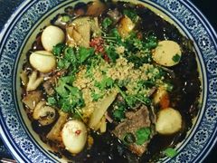 -江湖餐厅–重庆九宫格老火锅