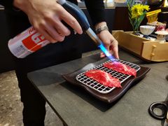 -铭牛烧肉·和牛海鲜自助(高新月牙湖店)