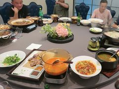 -香山湖家家宴(中山陵店)