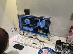 -柏乐口腔医院·舒适化无痛种植牙中心(东盟商务区院)