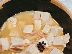 -泉畔人家·老济南经典鲁菜(大明湖店)