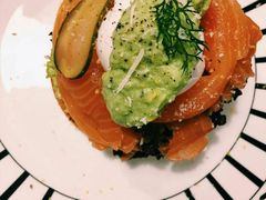 牛油果蘑菇菠菜水波蛋-AFS Cafe & Canteen(闽江二路店)