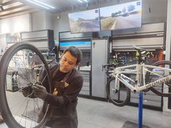 -SPECIALIZED闪电自行车(北苑路店)