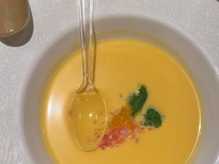 -牛YO寿喜烧·铁板烧和牛火锅自助(市府恒隆店)