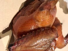脆皮乳鸽-鸽子侯·家宴·平价海鲜(市图书馆店)