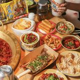 北京首店预告｜美蛙鱼头哥老官新作“小官官”凳场🔥