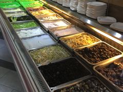 -蒙肥羊·酸汤潮牛·鲜牛肉火锅烤肉自助(岗顶店)