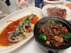 -忆江南·临江鱼馆