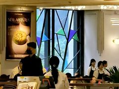 -港丽餐厅(高德置地店)