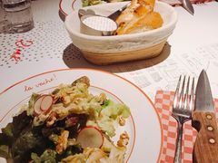 餐前沙拉-La Vache! 噢！那只奶牛！(尖沙咀店)