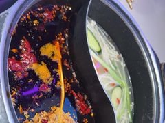 -钢管厂五区小郡肝串串香(蜀都万达店)