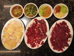 三花趾-八合里牛肉火锅(新洲店)