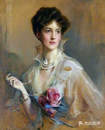 贵族小姐确实气质非凡!