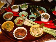 整个一套-DiAtas by Art Cafe Bumbu Bali