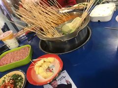 -马路边边麻辣烫联盟路店