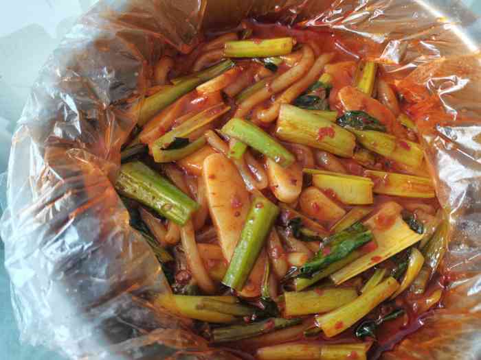 杨家酱米粉开分店啦在格林小街 奎屯第二家8号试营业 味道很赞 环境也