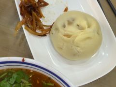 -老回回小吃(百万庄店)