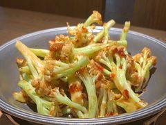 -蜜桃餐厅·伴山(湖滨商业街店)