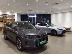 -华为授权体验店(中山公园来福士)